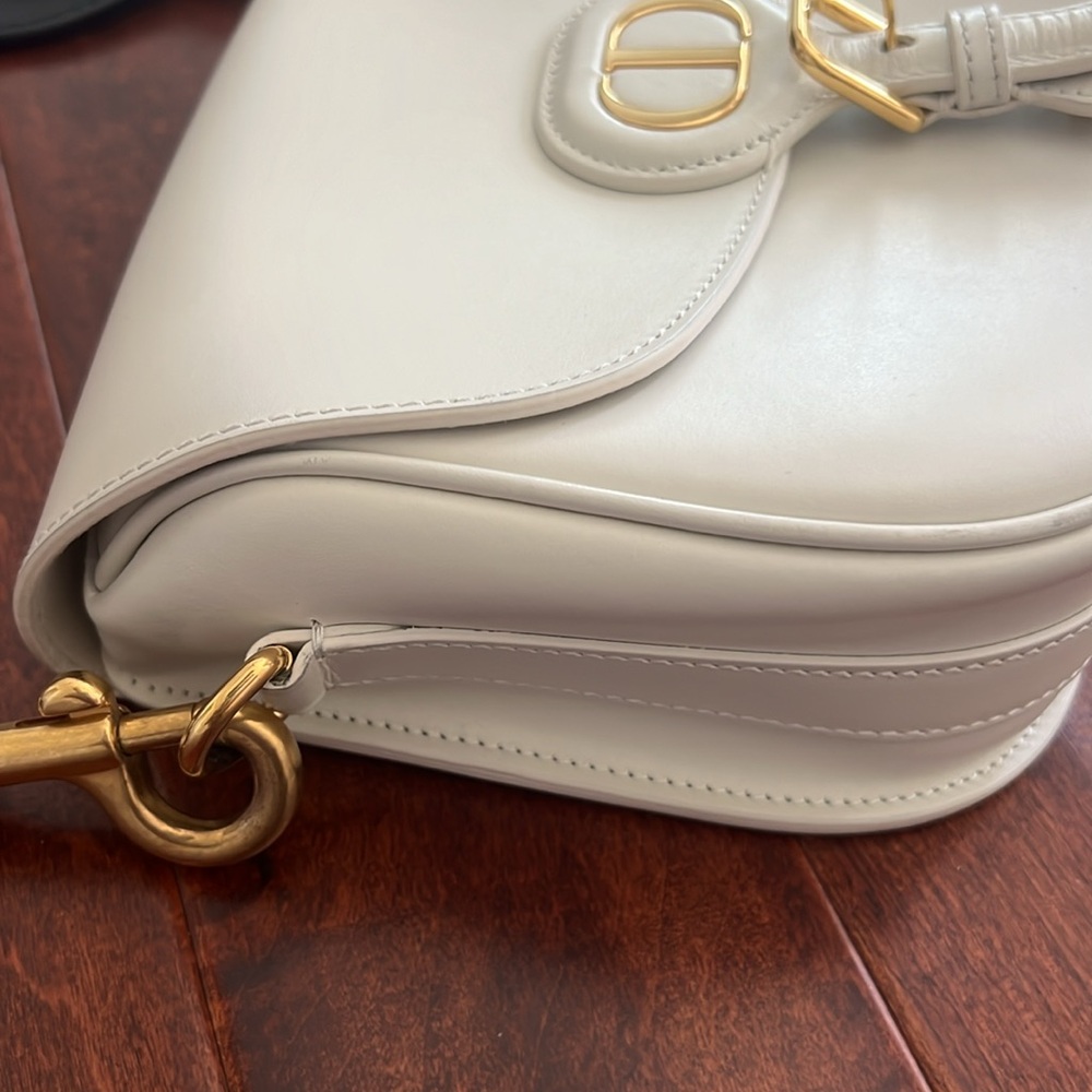 Dior White Leather Crossbody Bag with Gold Hardware - Picture 7 of 16